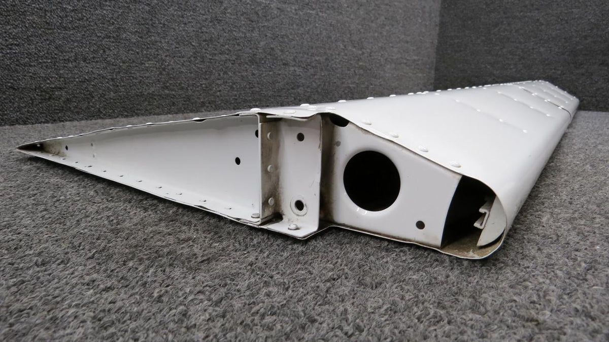 Cessna Aircraft Parts 1424000-64 Cessna 337G Aileron Assembly RH