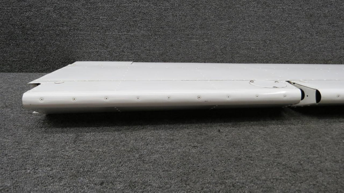 Cessna Aircraft Parts 1424000-64 Cessna 337G Aileron Assembly RH