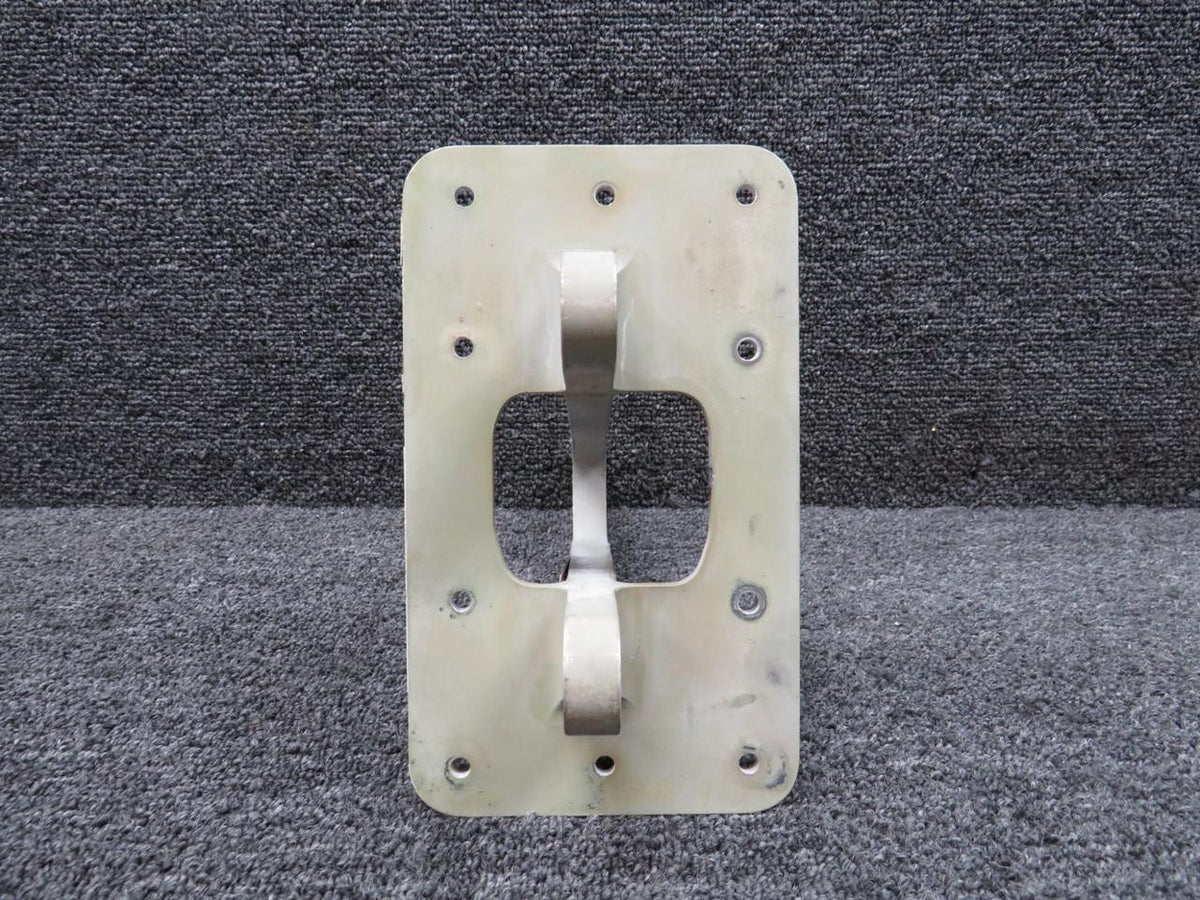 Cessna Citation 6631105-4 (Use: 6631105-12) Cessna Citation 560XL Attach Lug Assembly RH