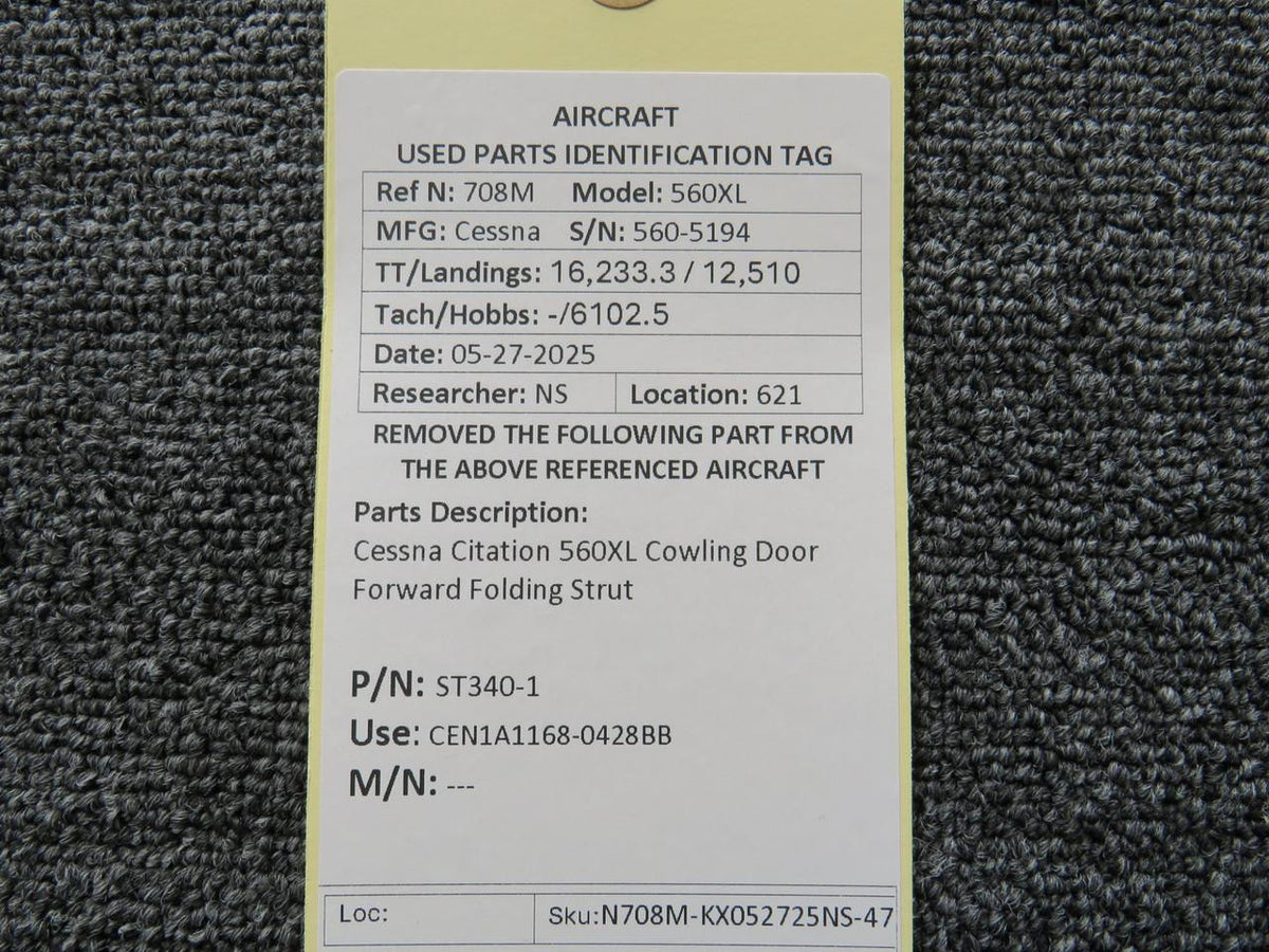 Cessna Citation ST340-1 Cessna Citation 560XL Cowling Door Forward Folding Strut