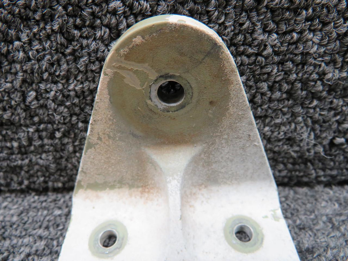 Cessna Citation 6624029-2 Cessna Citation 560XL Aileron Yoke Assembly Bracket