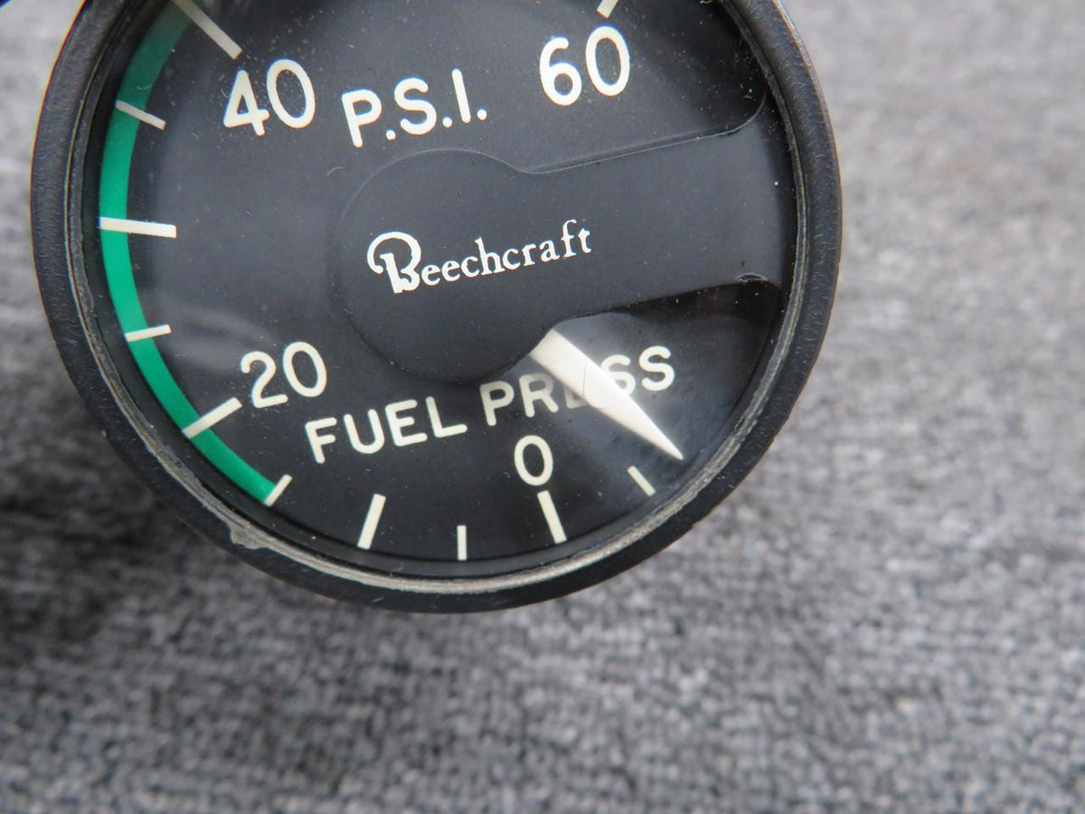 Edison 217-04231 Edison Fuel Pressure Indicator Volts: 26 (Cloudy Screen)