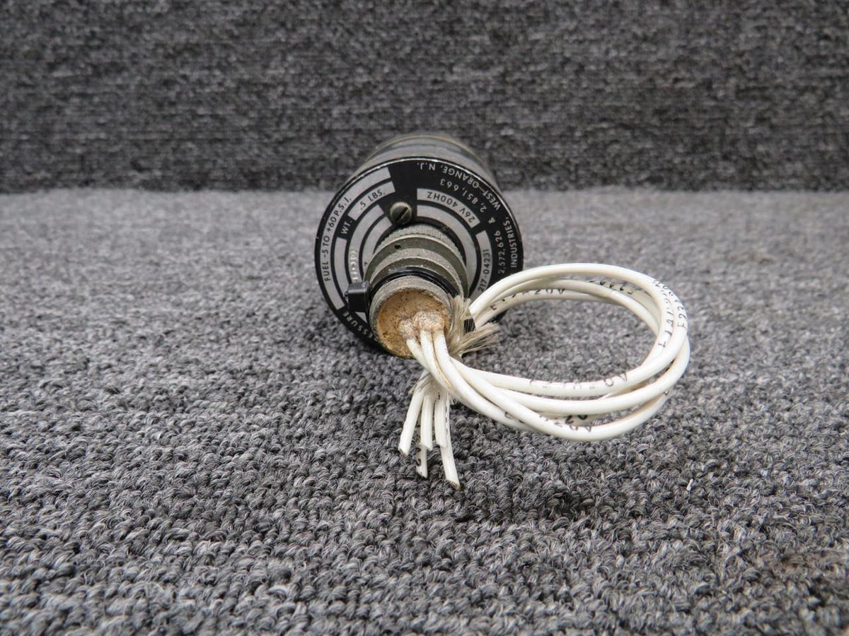 Edison 217-04231 Edison Fuel Pressure Indicator Volts: 26 (Cloudy Screen)