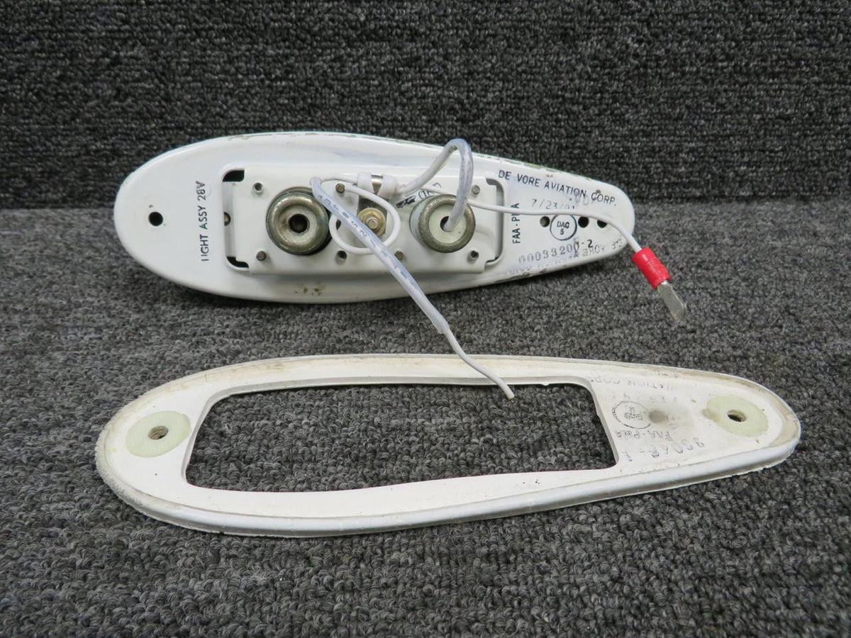 Beechcraft Parts 00033200-2 Beechcraft Logo Light Assembly Volts: 28 (Minus One Bulb)