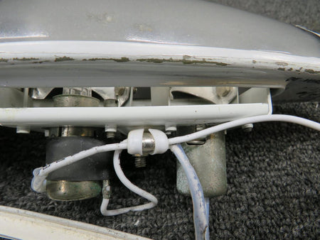 Beechcraft Parts 00033200-2 Beechcraft Logo Light Assembly Volts: 28 (Minus One Bulb)