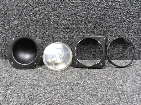 General Electric 26-32164-1, 4553 Fairchild SA26AT General Electric Dome Landing Light Assembly