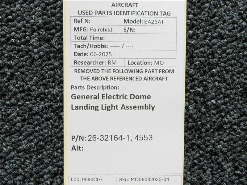General Electric 26-32164-1, 4553 Fairchild SA26AT General Electric Dome Landing Light Assembly