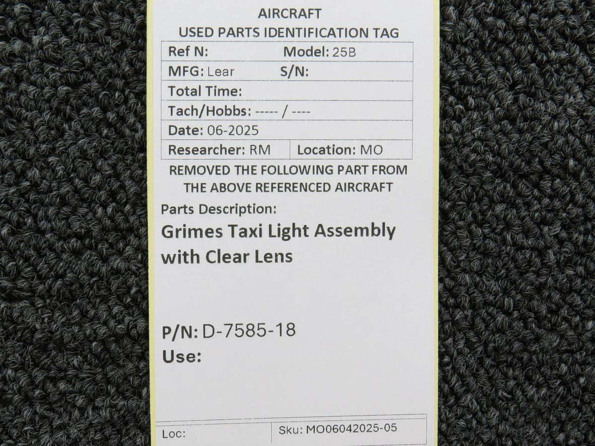 Grimes D-7585-18 Lear 25B Grimes Taxi Light Assembly with Clear Lens