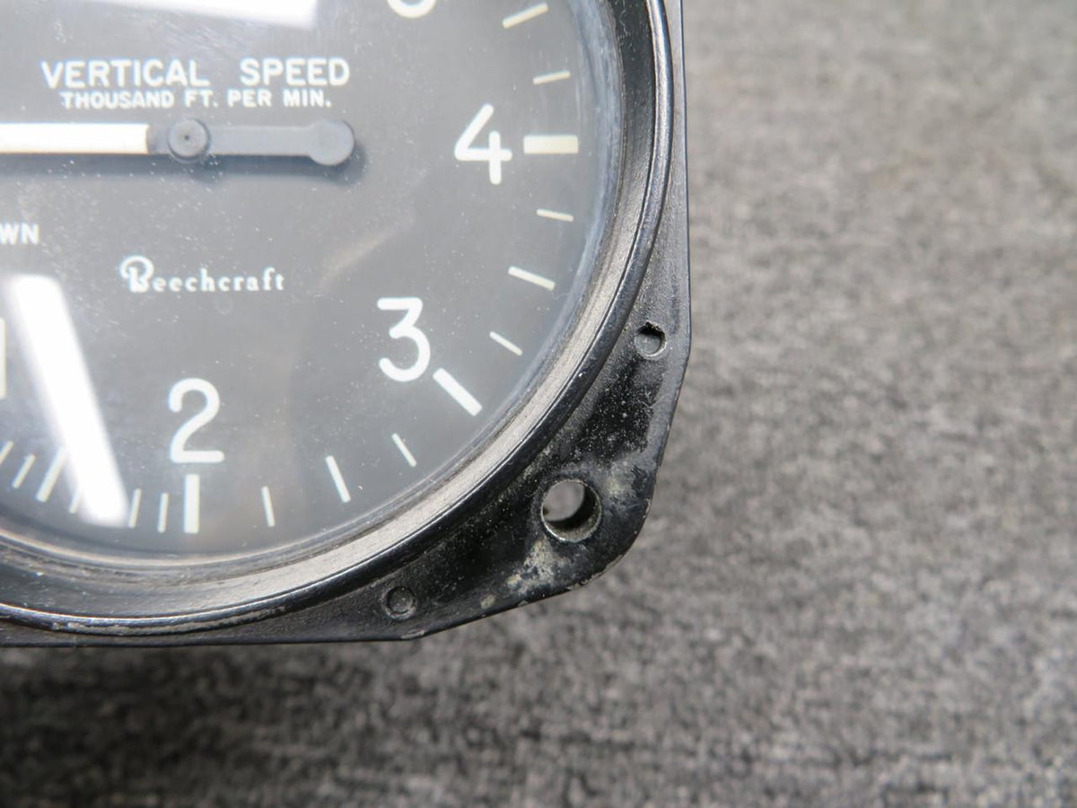 Weston 22-204-02-A (Alt: 50-384073) Weston Vertical Speed Indicator (Cloudy Screen)