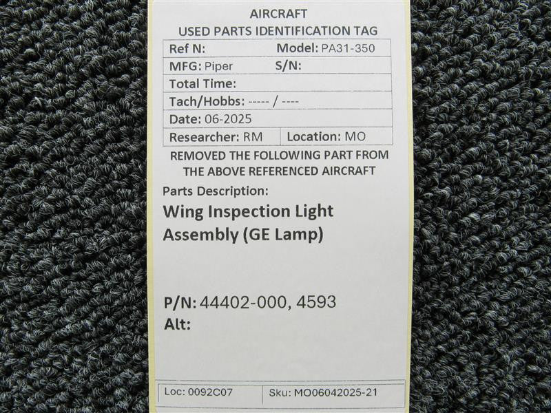 General Electric 44402-000, 4593 Piper PA31-350 General Electric Wing Inspection Light Assembly