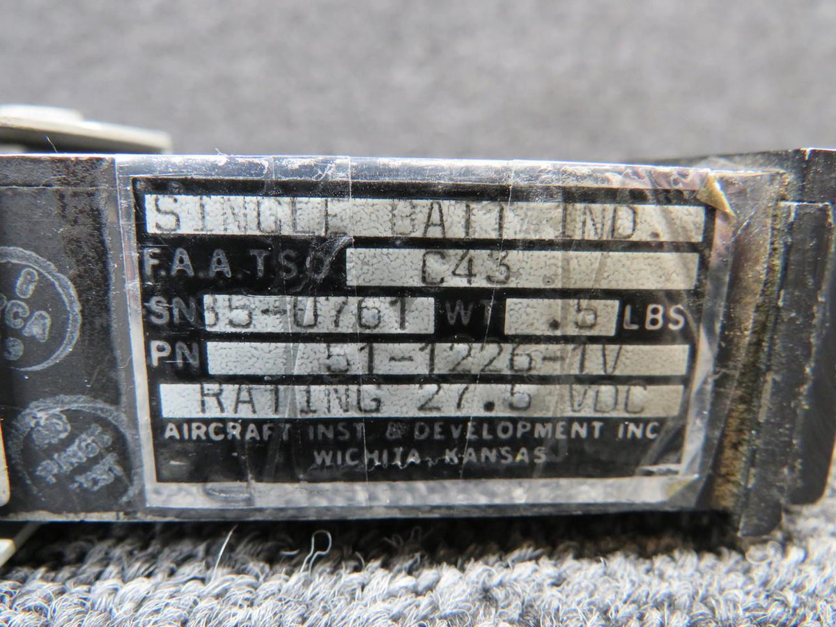 aircraft instruments 51-1226-1V Aircraft Instruments Single Battery Temperature Indicator (27.5V)
