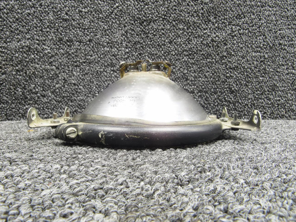 Hawker 4553 Hawker DH-125-1A Sealed Beam Landing Lamp with Mounting Bracket