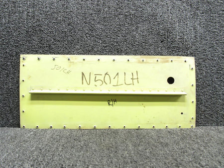 Cessna Aircraft Parts 5520005-160 Cessna 500 Wing to Fuselage Access Panel Assembly RH