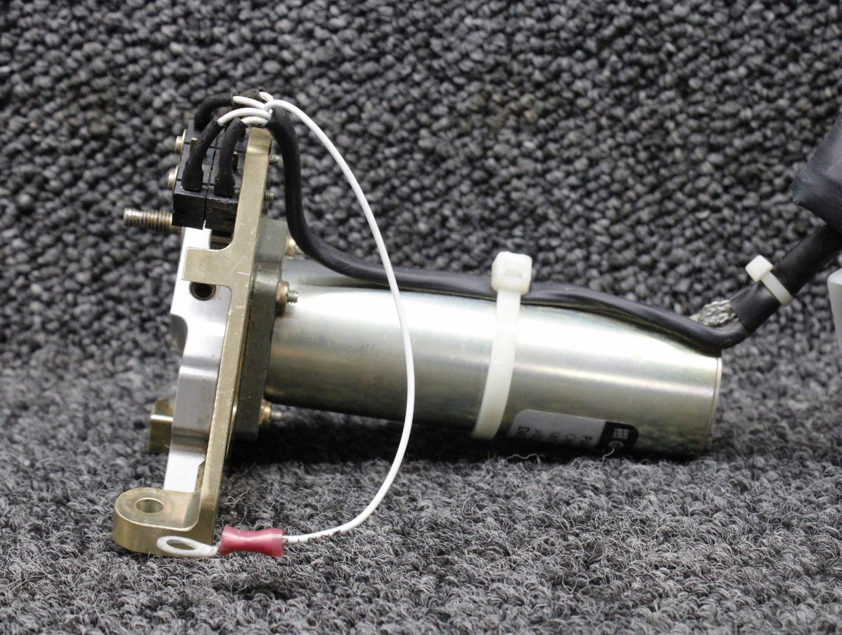 N272HM-82KW