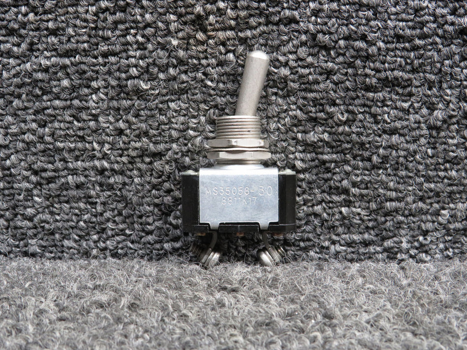 MS35058-30 (Alt: 8811K17) Cutler-Hammer Momentary Toggle Switch