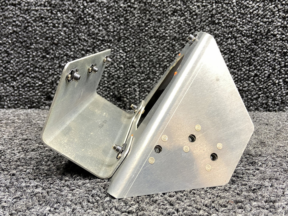 19338-001, 19336-001 Cirrus SR22T Autopilot Roll Servo Bracket Set