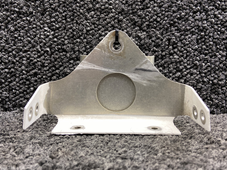 20104-001 Cirrus SR22T Lower Vertical, Rudder Hinge Mount