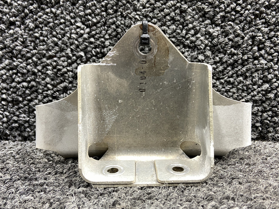 20104-001 Cirrus SR22T Lower Vertical, Rudder Hinge Mount