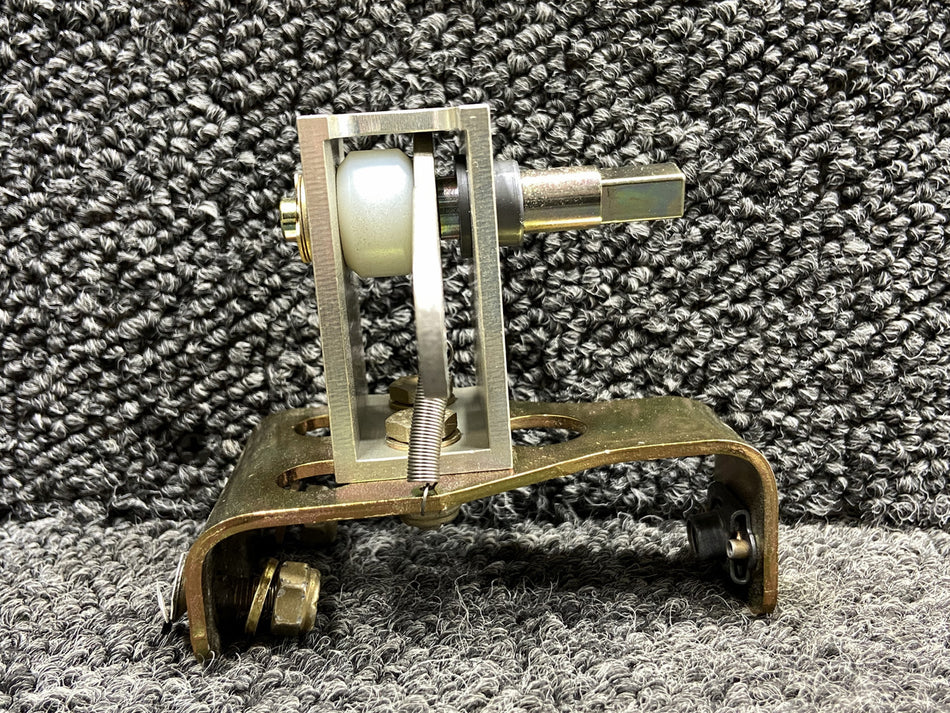 20310-003, 20322-002 Cirrus SR22T Cabin Door Handle Bracket w Clevis & Shaft