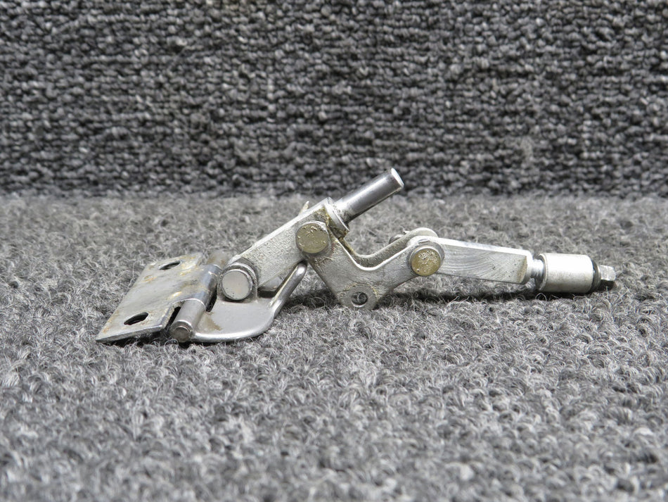 2117198-1 Cessna P210N Handle Pin Lock with Rods, Links and Spacer
