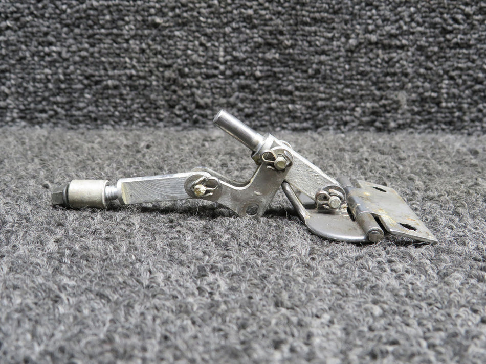 2117198-1 Cessna P210N Handle Pin Lock with Rods, Links and Spacer