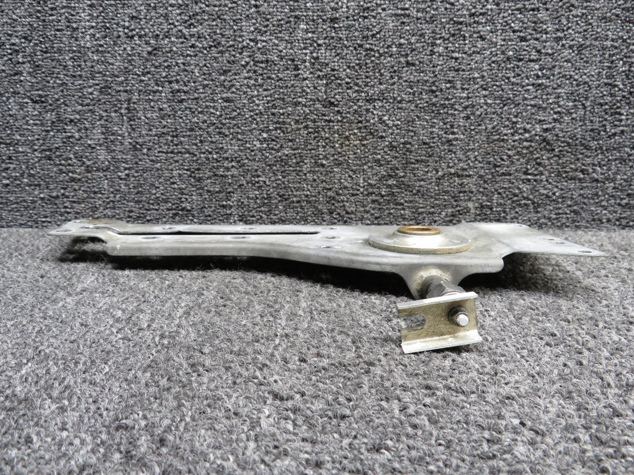 2117117-1 Cessna P210N Cabin Door Mounting Plate Assembly – BAS