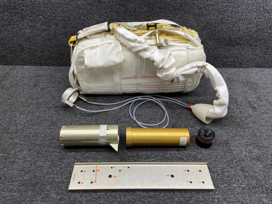 29696-003 Cirrus Design Packed Parachute Assembly w Supports & Rocket Tube