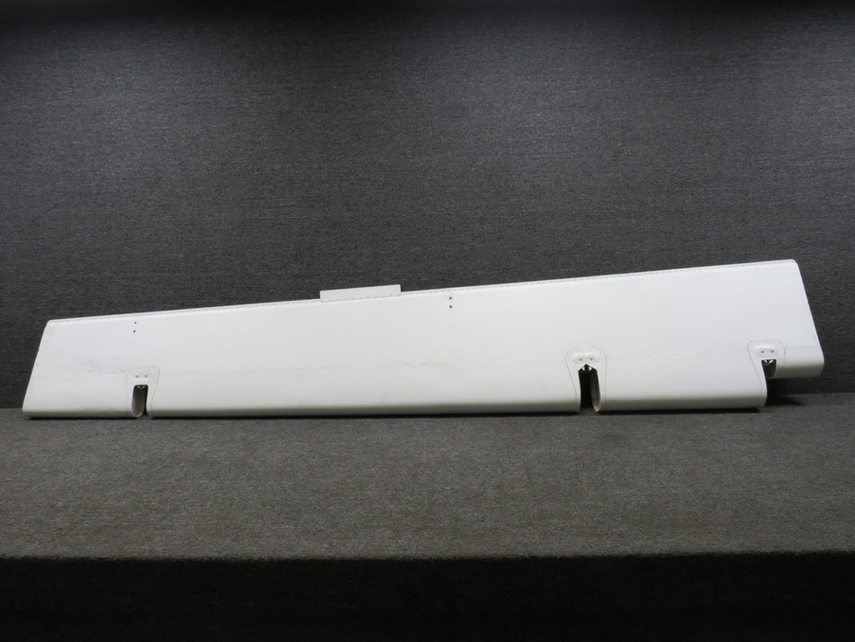 99-130000-3 (Use: 99-130000-620) Beech B90 Aileron Assembly RH (Cracked Edge)