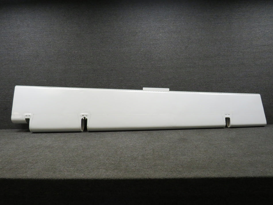 99-130000-3 (Use: 99-130000-620) Beech B90 Aileron Assembly RH (Cracked Edge)