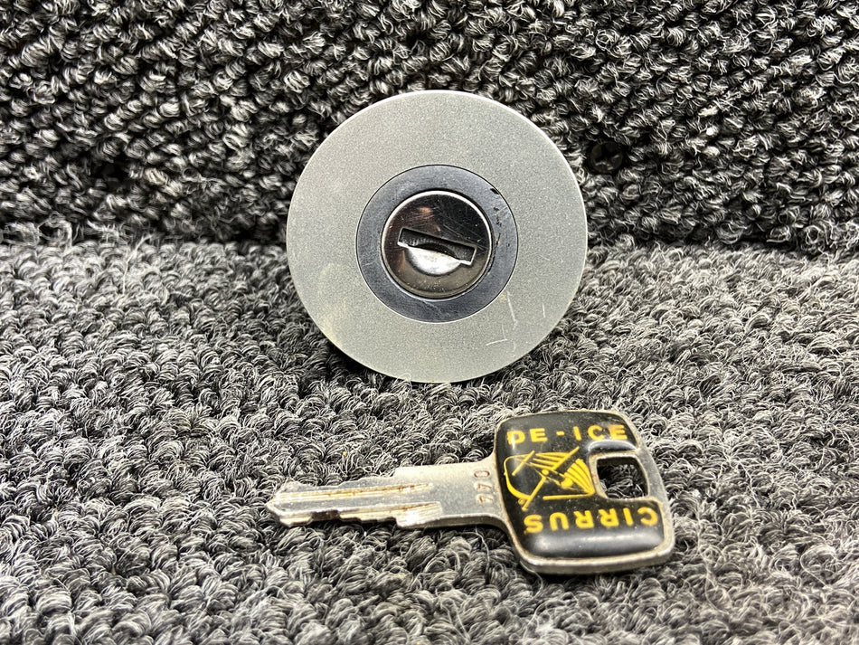 18052-202 Cirrus SR22T De-Ice Tank Filler Cap w Key