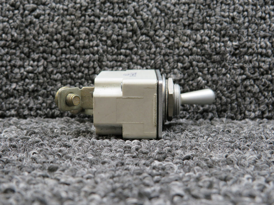 7270-5-10 Klixon Toggle Switch (Amps: 10)