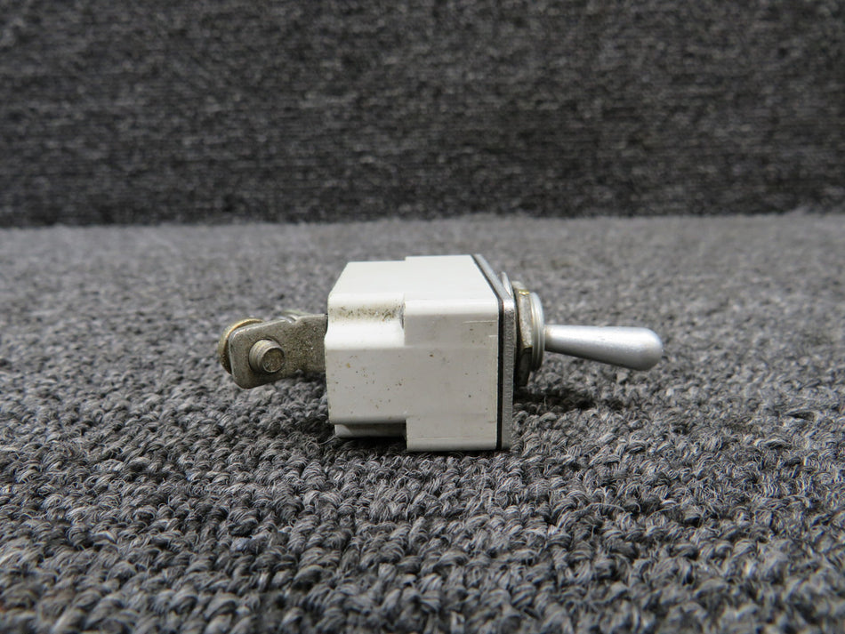 7270-5-25 Klixon Toggle Switch (Amps: 25)
