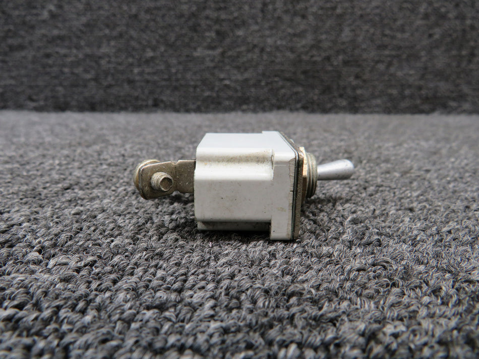 D7270-5-20 Klixon Toggle Switch (Amps: 20)