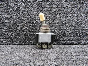 MS35058-27 (Alt: 8812K14) Cutler-Hammer Toggle Switch