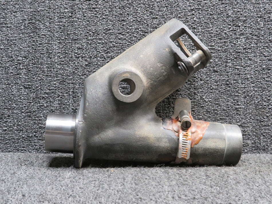 1241610-4 (Use: 1241610-8) Cessna P210N Main Gear Pivot Assembly LH, RH (Pitting)