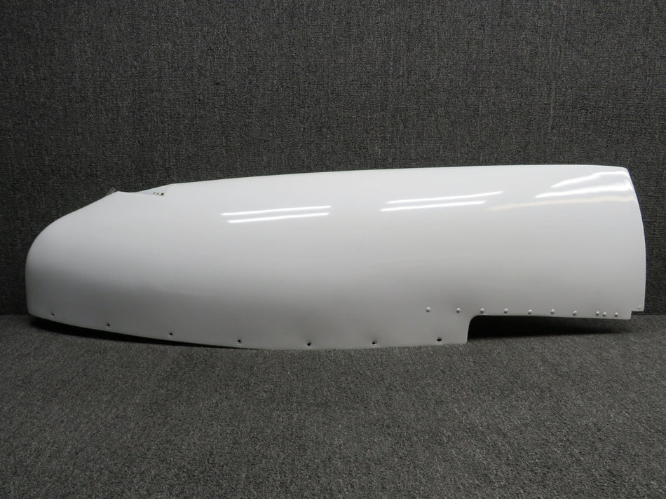 1221111-202 Cessna P210N Wing Tip Assembly RH (White)