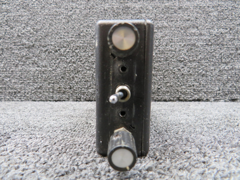 SDB-800 Sigtronics Panel Mounted Intercom 11-34V (Cracked)