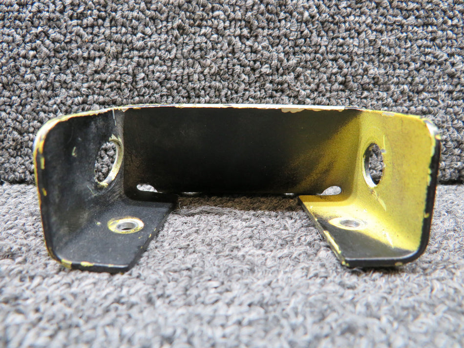50-324004-69 Beechcraft KA-B90 Cockpit Air Vent Control Mounting Bracket RH