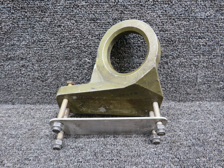 0851203-15 Cessna 340A Forward Engine Mount Fitting LH (With Shim)