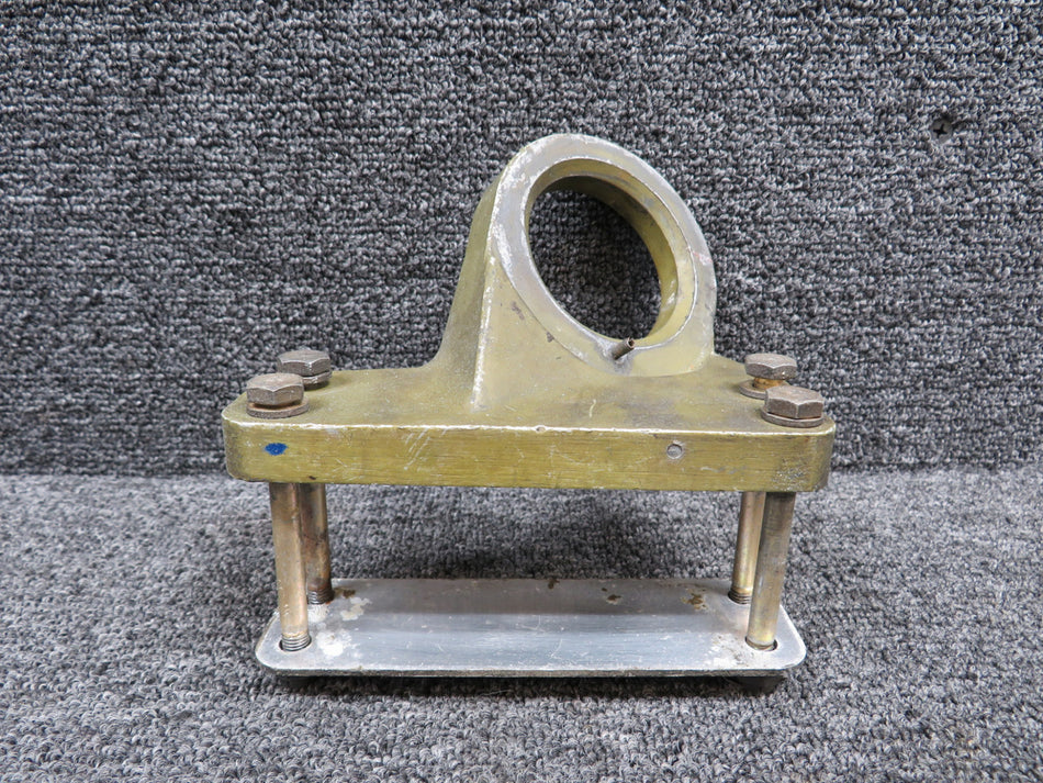 0851203-16 Cessna 340A Forward Engine Mount Fitting RH
