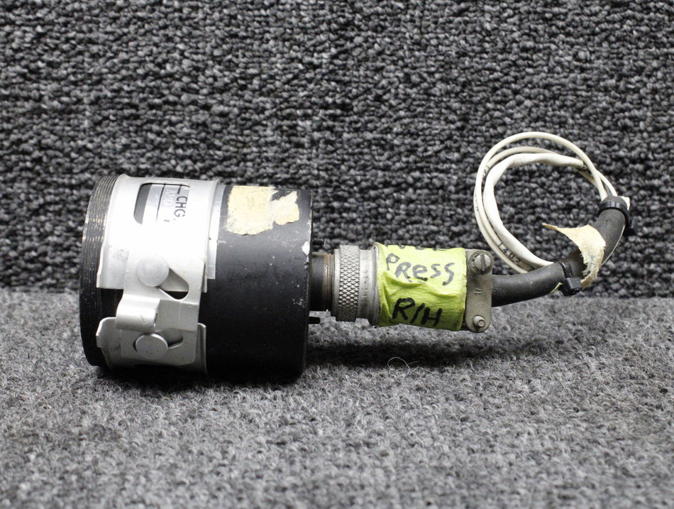 27-66006-1 Swearingen SA-226T Fuel Pressure Indicator