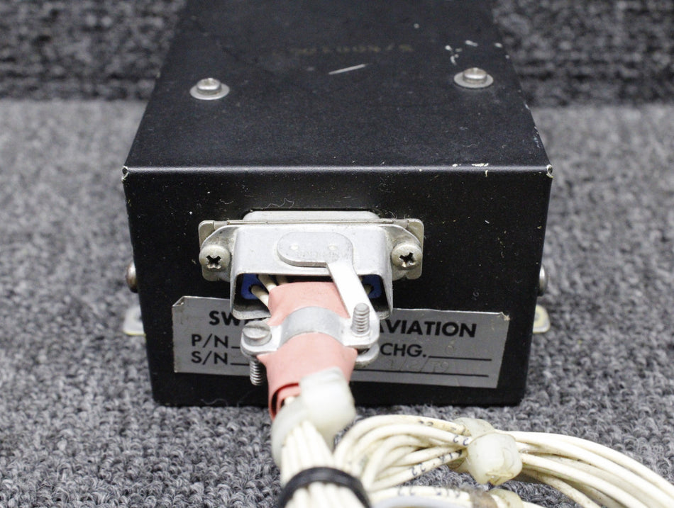 27-82425-29 Swearingen SA-226T Flap Position Warning Horn with Bracket and Plug