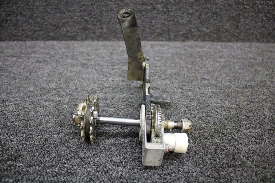 LX221E-1 Piper PA28-180 Diper Roll Trim Servo Assy