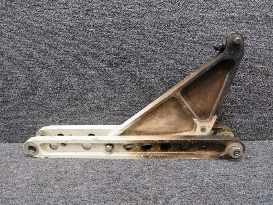 114-810026-1 Beechcraft 1900D Main Landing Gear Arm with Link