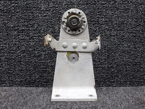 27-43018-001 Swearingen SA-226T Elevator Hinge Inboard LH or RH