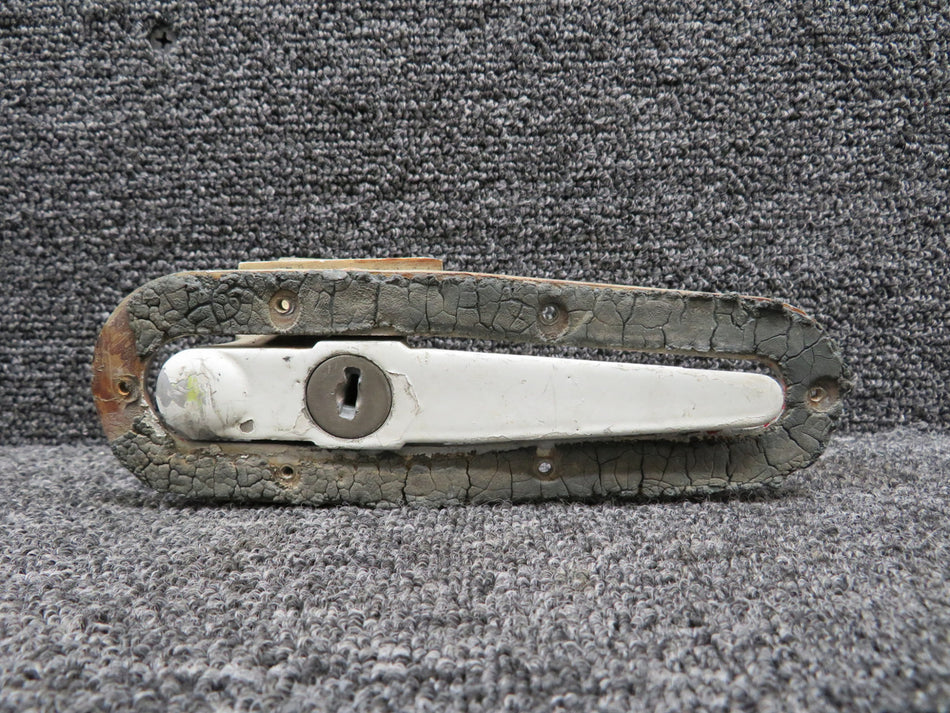 19859-000, 18068-005 Piper PA-23-250 Cabin Door Handle