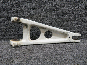 36-810016-5 (Cast: 35-815195) Beechcraft 58 Main Gear Torque Link Knee Lower RH