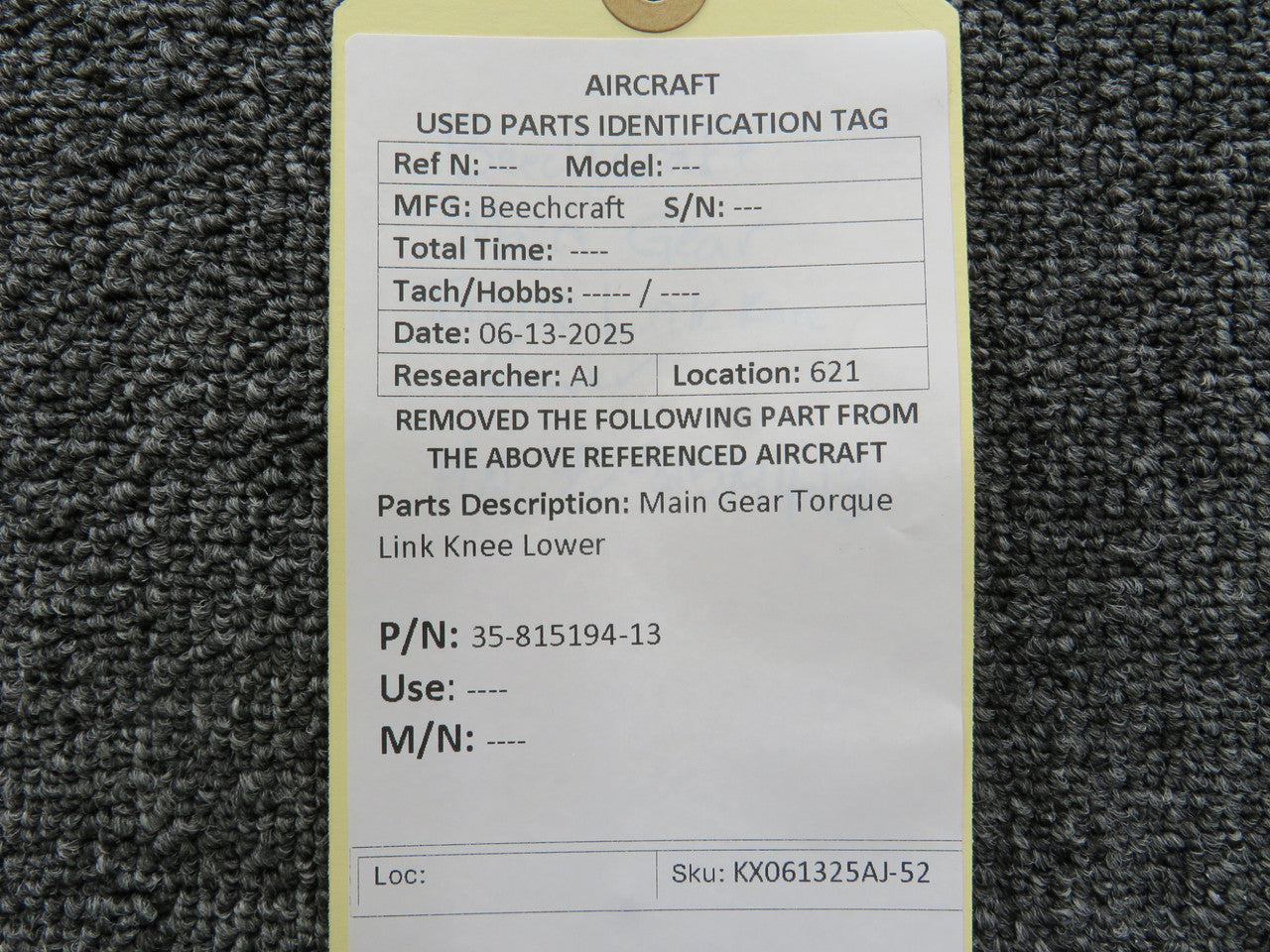 35-815194-13 Beechcraft Main Gear Torque Link Knee Lower – BAS