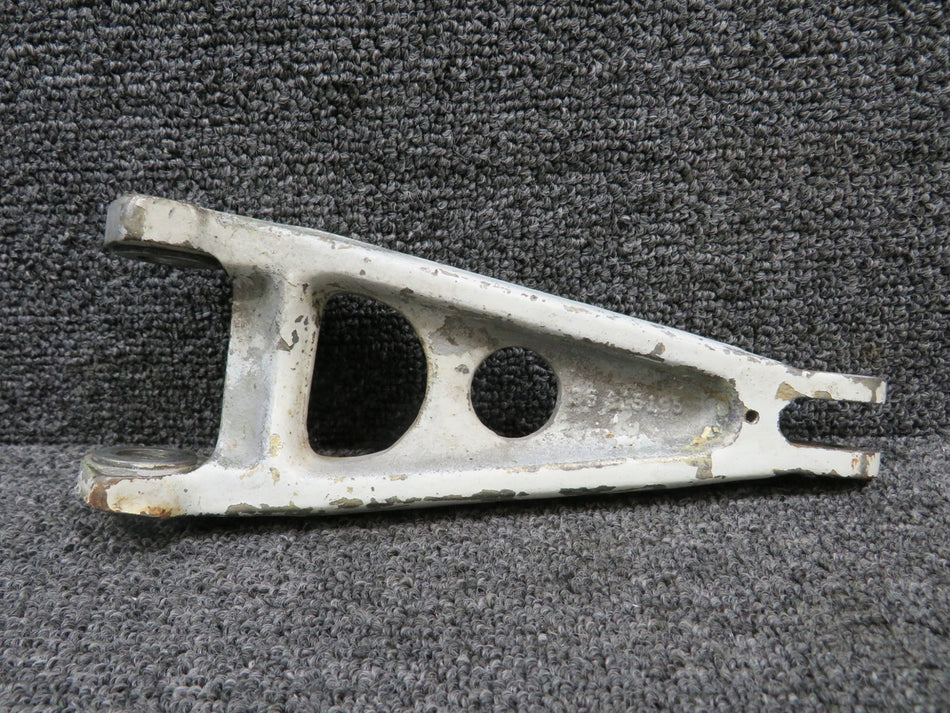 36-810016-5 (Cast: 35-815195) Beechcraft Knee Torque Link Lower