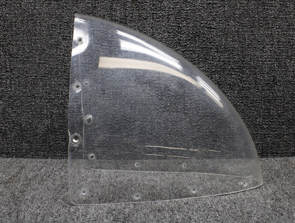 27-31237-006 Swearingen SA-226T Wing Tip Light Lens RH (Minor Cracks)